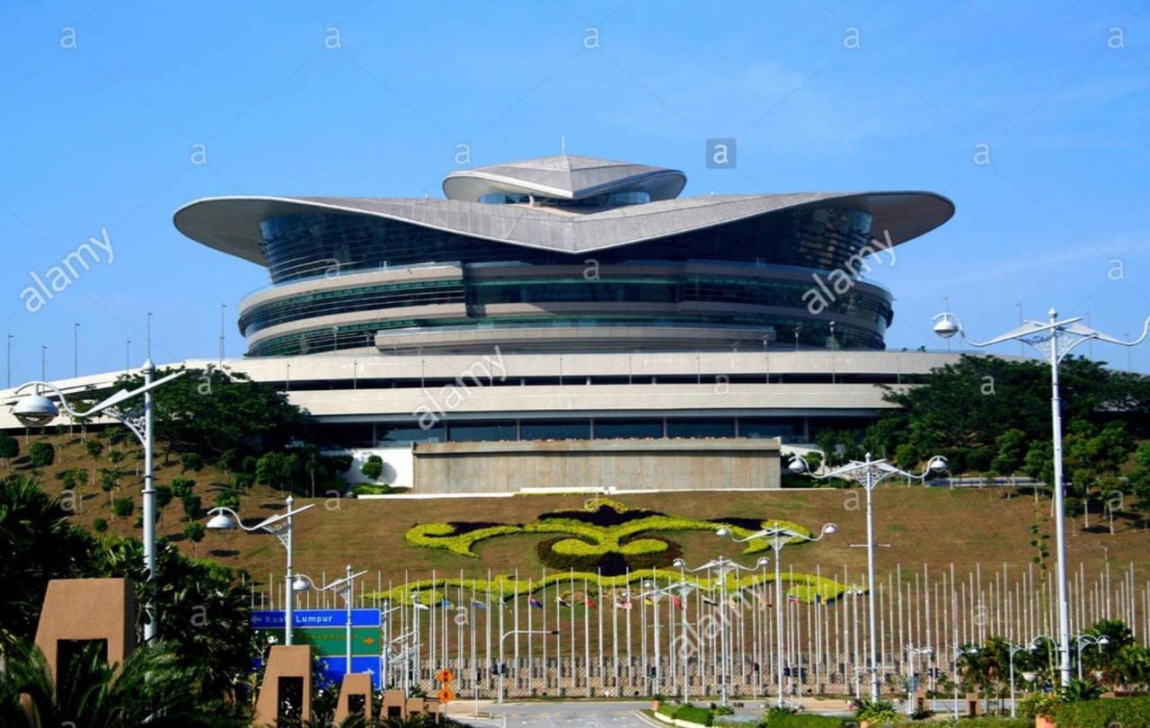 Conezion Nearby Ioi Mall